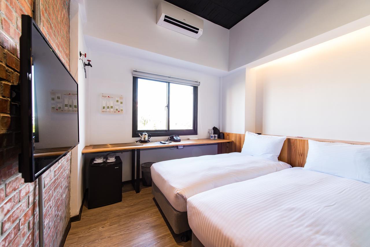 Traveller Inn TieHua Cultural&Creative Hotel T'ai-tung Esterno foto