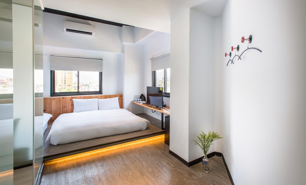 Traveller Inn TieHua Cultural&Creative Hotel T'ai-tung Esterno foto